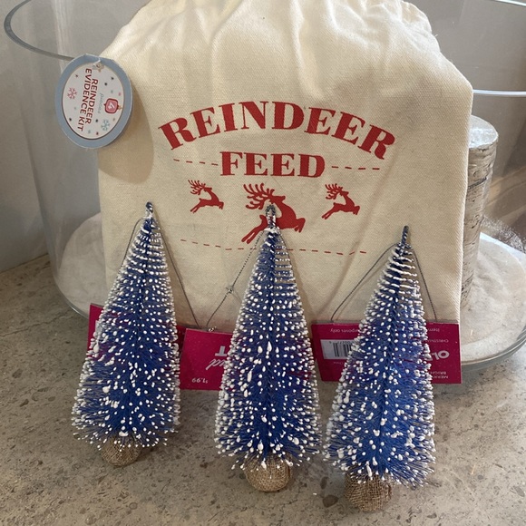 Christmas Tree Ornaments. Set of 3. - Picture 1 of 6